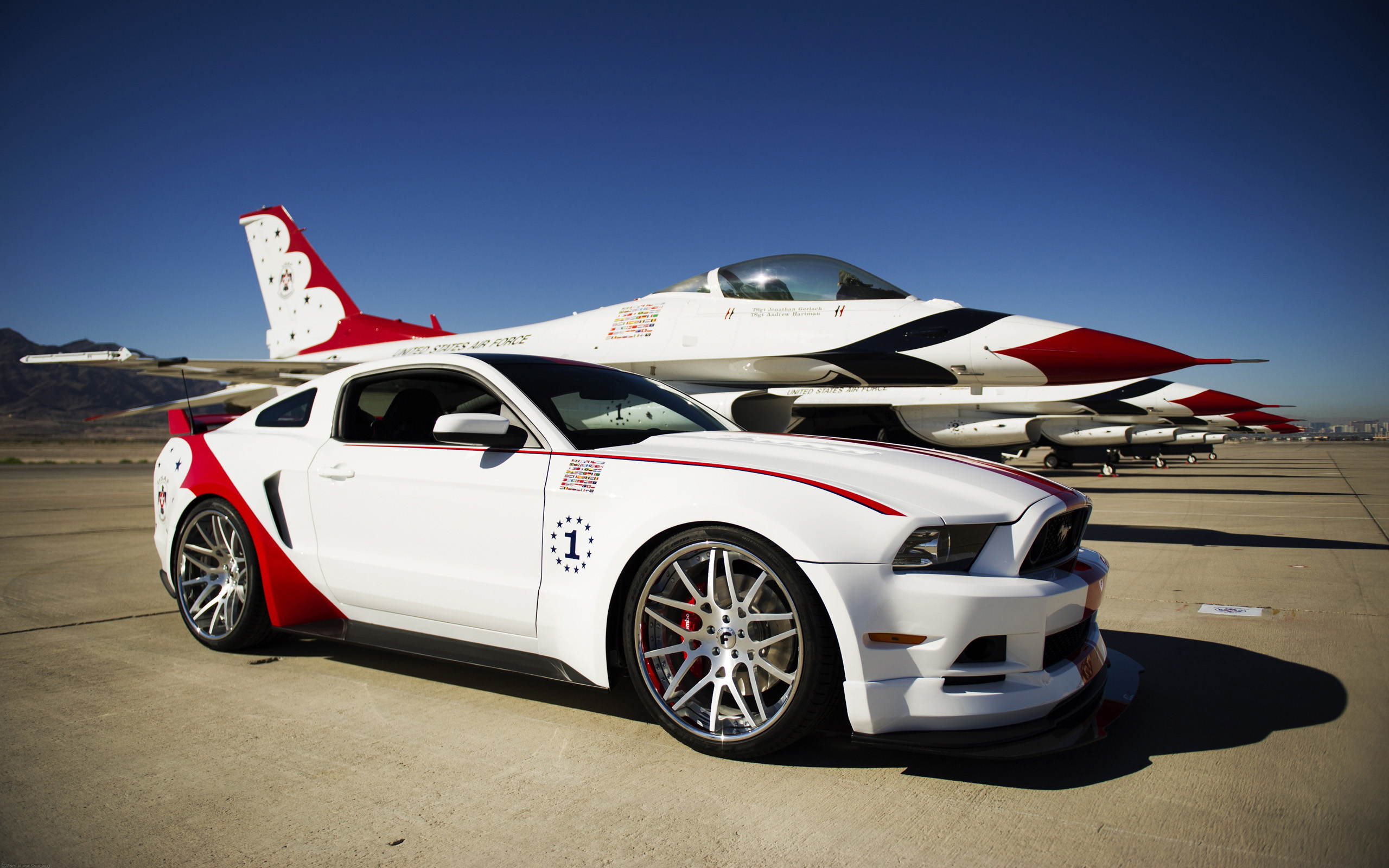 2014_ford_mustang_gt_us_air_force_thunderbirds_edition-wide.jpg