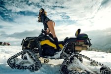 snowmobile-girl02.jpg